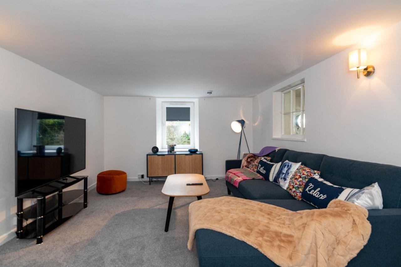 Rosebank House Blairgowrie - Sleeps 12, Games Rooms, Ev Point, Pets Welcome Blairgowrie and Rattray Bagian luar foto