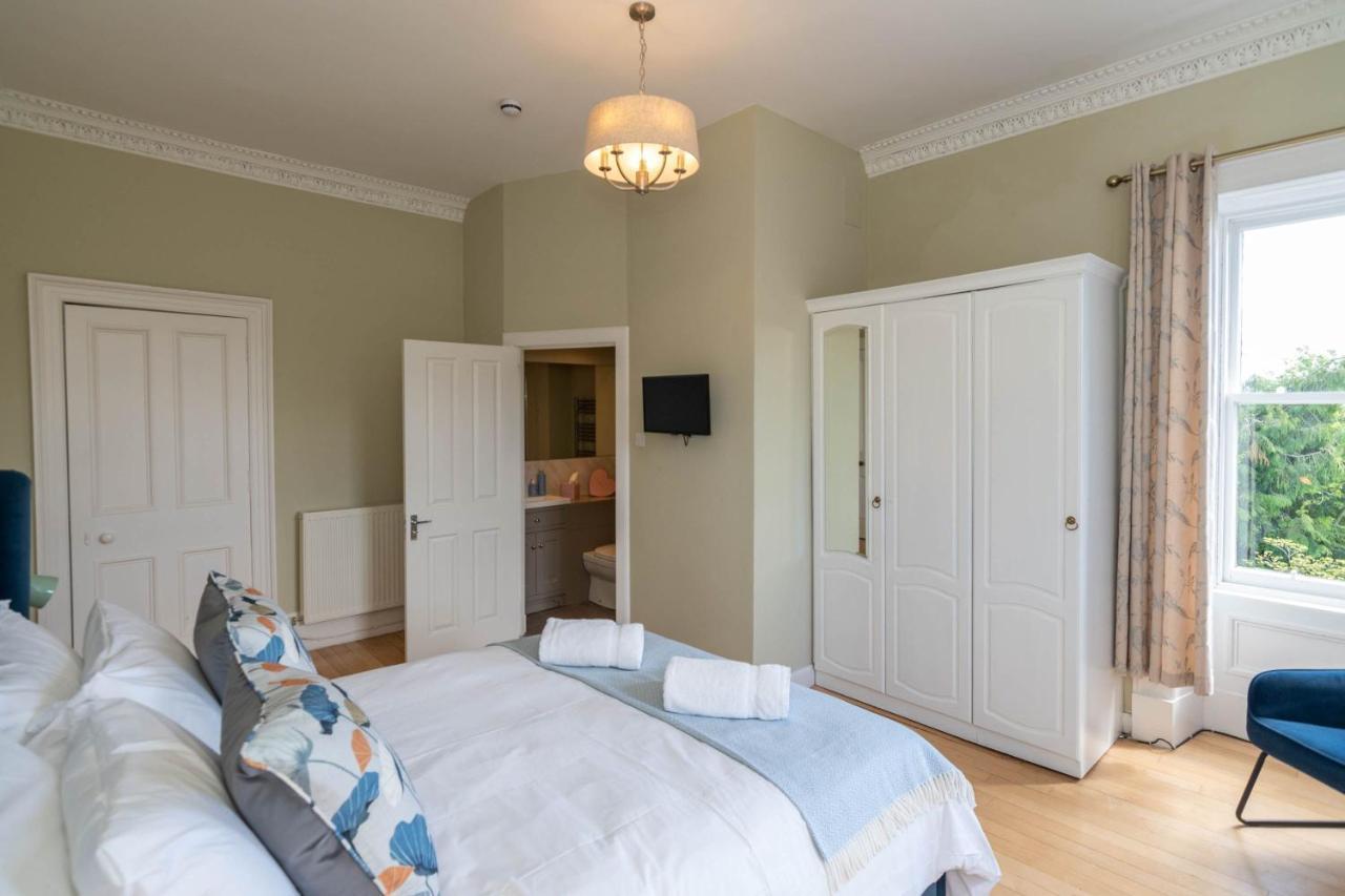 Rosebank House Blairgowrie - Sleeps 12, Games Rooms, Ev Point, Pets Welcome Blairgowrie and Rattray Bagian luar foto