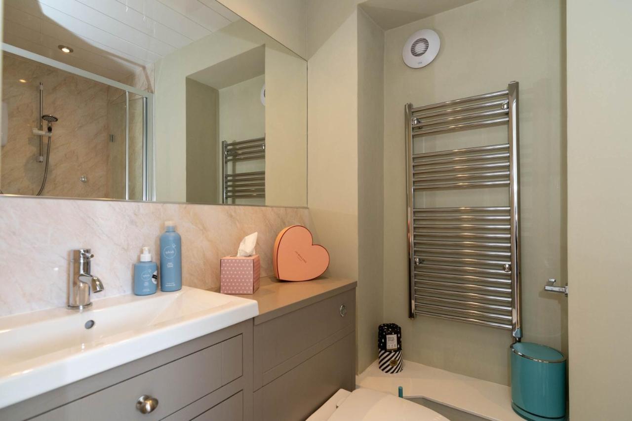 Rosebank House Blairgowrie - Sleeps 12, Games Rooms, Ev Point, Pets Welcome Blairgowrie and Rattray Bagian luar foto